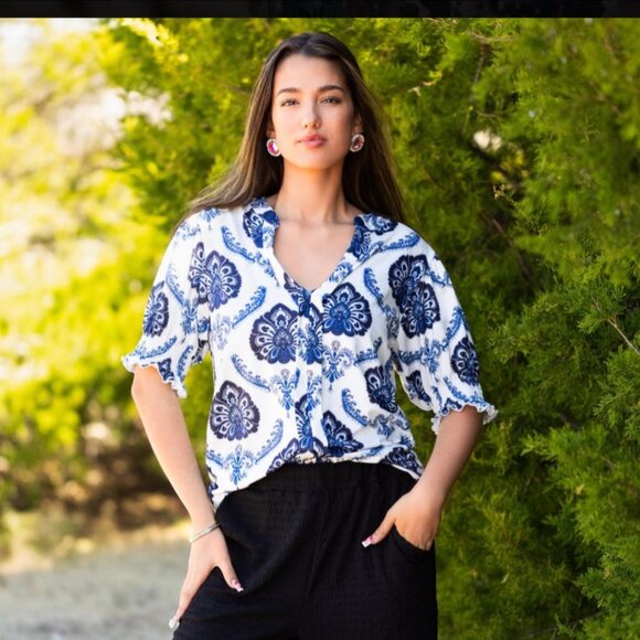 Paisley Print top - Picture 1 of 1